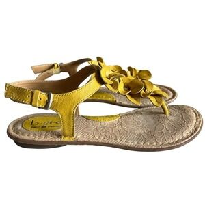 B.Ø.C. by Børn Women's 9 Yellow Lorrie Lemon Flowered C25507 Flat Slide Sandals‎